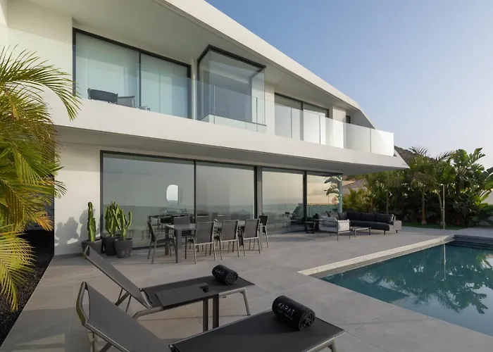 Nyaraló Karat Kai Torviscas